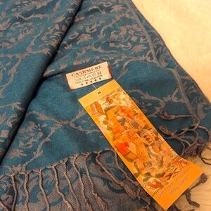 New 100% Cashmere shawl/scarf from Jerusalem New